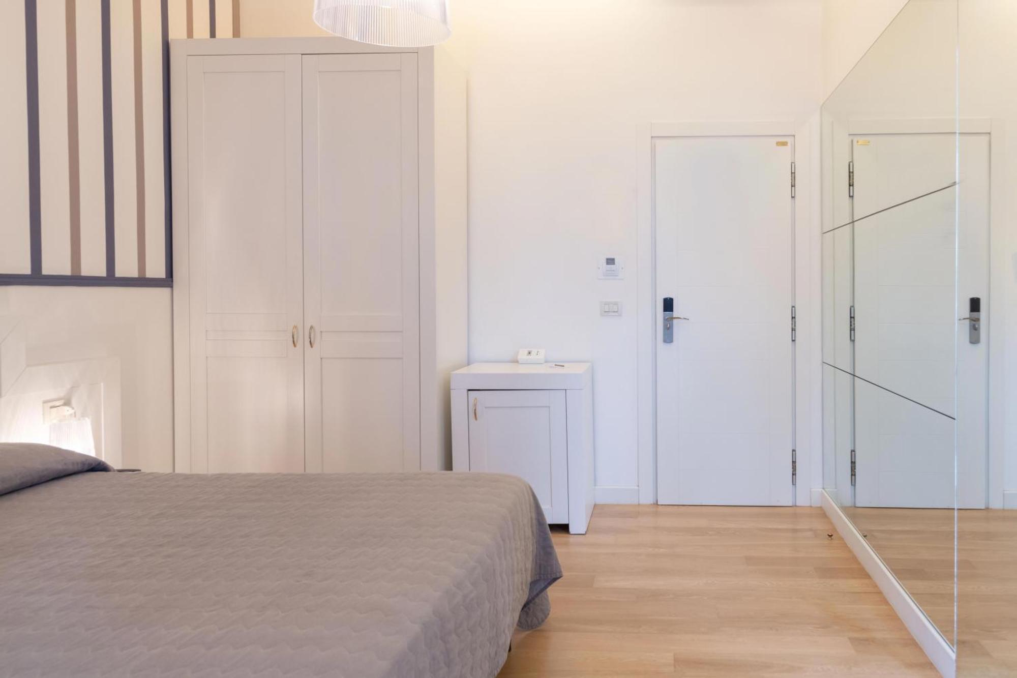 Perla Verde Hotel Милано Мартима Екстериор снимка
