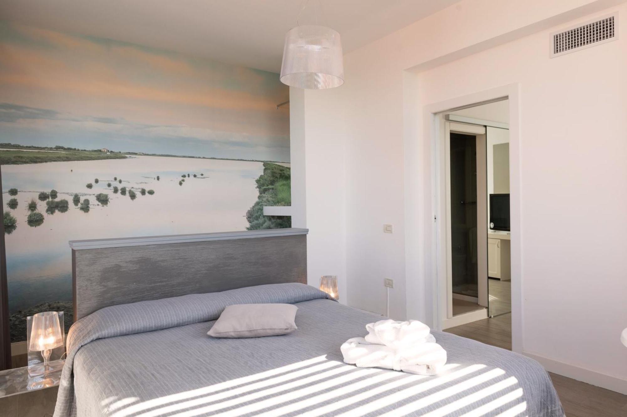 Perla Verde Hotel Милано Мартима Екстериор снимка
