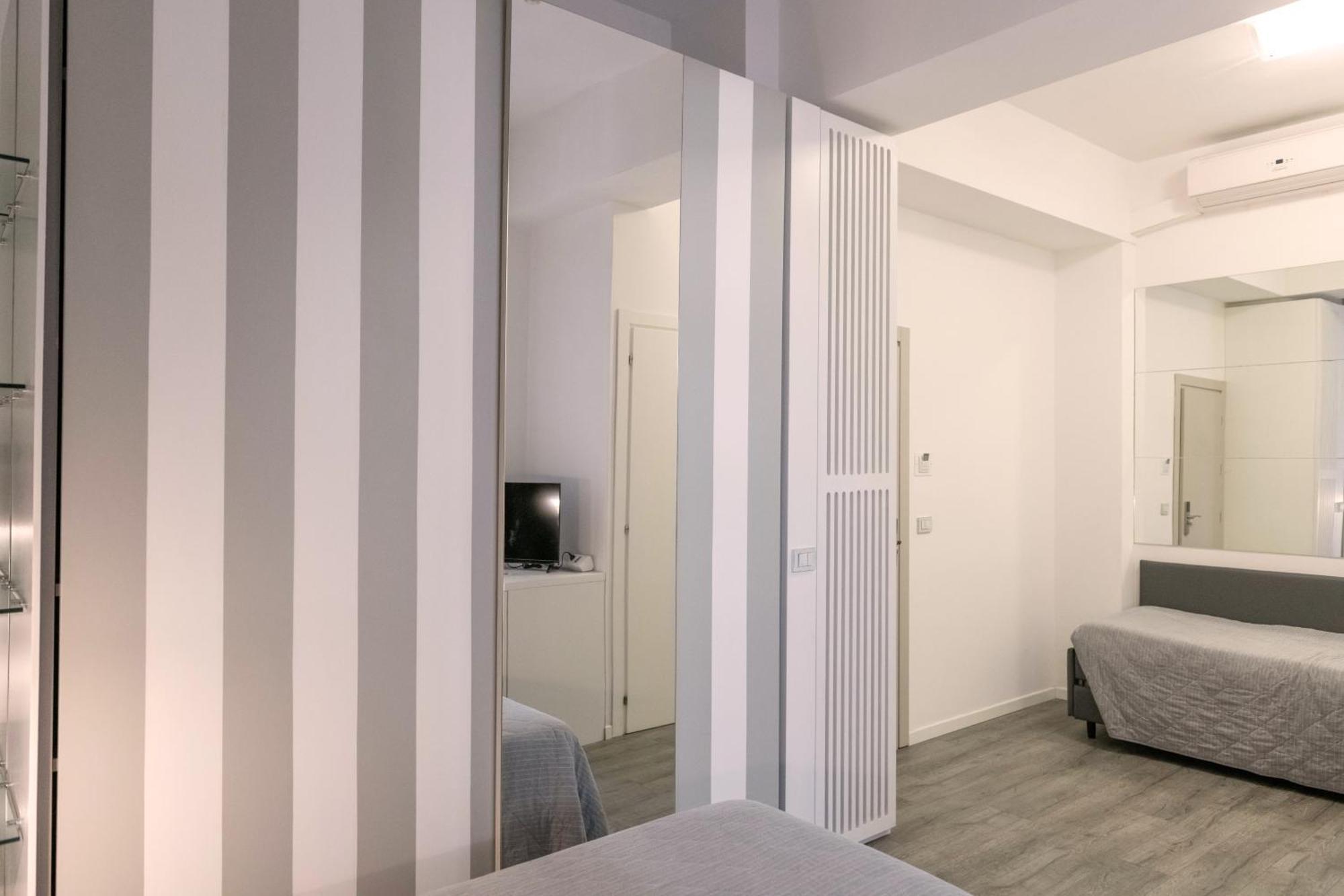 Perla Verde Hotel Милано Мартима Екстериор снимка
